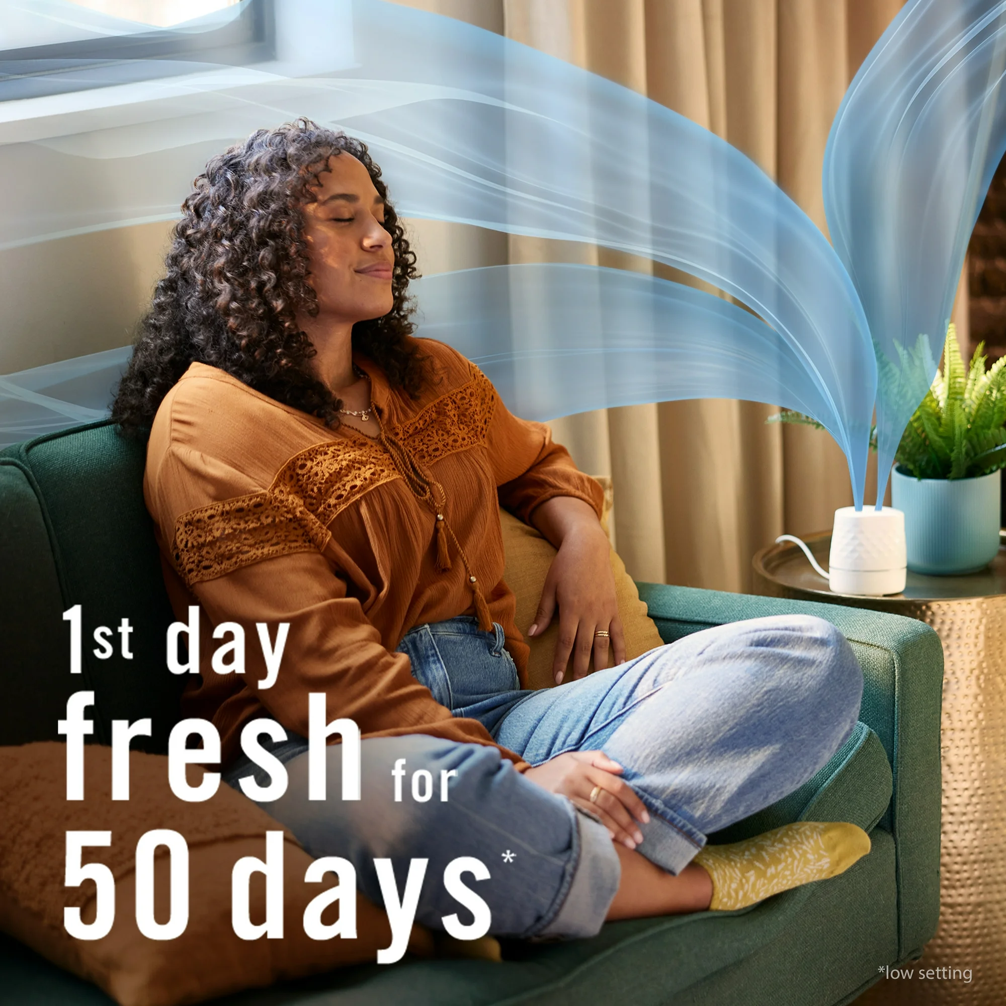 Febreze Plug Scent Booster, Air Freshener, Scented Oil Air Freshener Diffuser, Starter Kit Device - Image 7